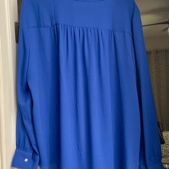 Loft Beautiful Blue Long-Sleeved Blouse Size XL - Picture 2 of 6